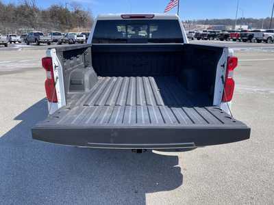2024 Chevrolet 1500 Crew Cab, $48899.00. Photo 9