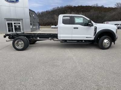 2025 Ford F450-8000, $76643.96. Photo 2