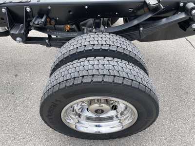 2025 Ford F450-8000, $76643.96. Photo 9