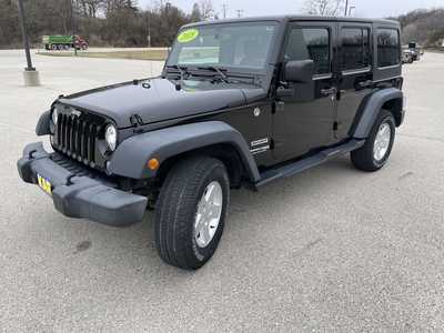 2018 Jeep Wrangler Unlimited, $26000.00. Photo 5