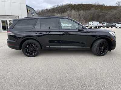 2023 Lincoln Aviator, $64000.00. Photo 2