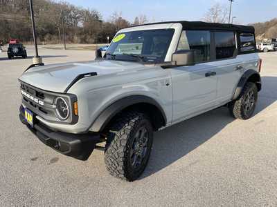 2021 Ford Bronco, $0.00. Photo 5