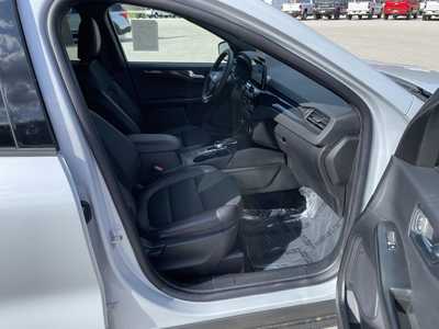 2025 Ford Escape, $32303.00. Photo 11