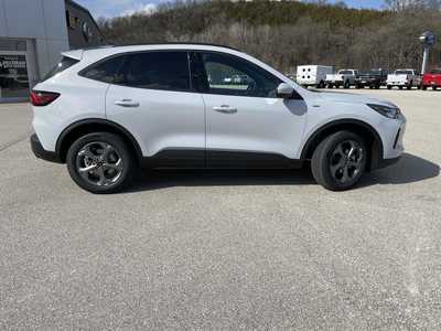2025 Ford Escape, $32303.00. Photo 2