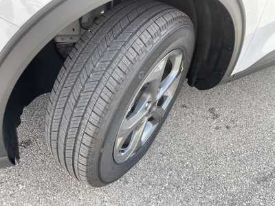 2025 Ford Escape, $32303.00. Photo 9