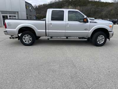 2014 Ford F350 Crew Cab, $31000.00. Photo 2