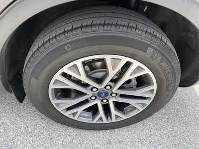 2022 Ford Escape, $24499.00. Photo 8