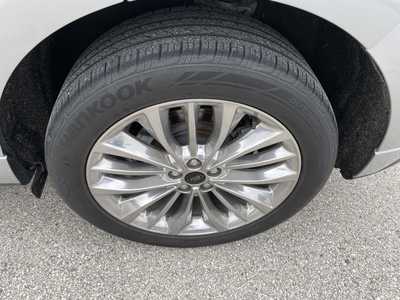 2022 Ford Edge, $31499.00. Photo 8