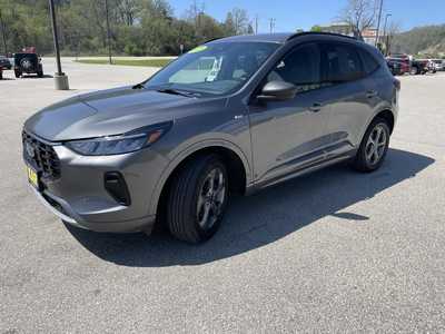 2023 Ford Escape, $25799.00. Photo 5