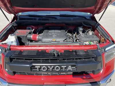 2015 Toyota Tundra Crew Cab, $29500.00. Photo 11