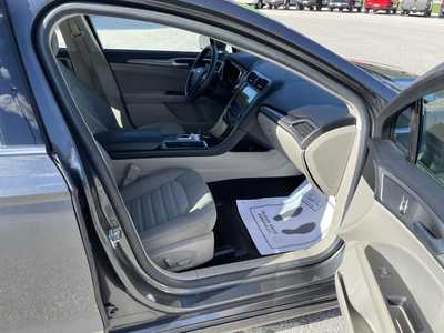 2019 Ford Fusion, $15995.00. Photo 11