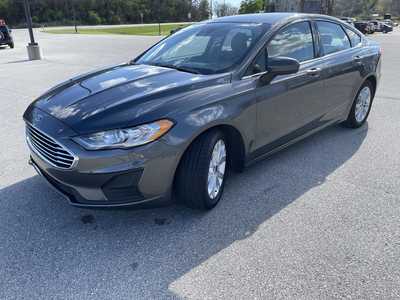 2019 Ford Fusion, $15995.00. Photo 5