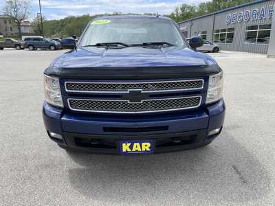 2013 Chevrolet 1500 Crew Cab, $14599.00. Photo 3