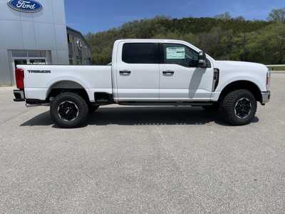 2025 Ford F350 Crew Cab, $62662.90. Photo 2