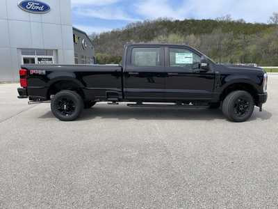 2025 Ford F350 Crew Cab, $65156.80. Photo 2