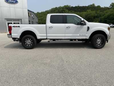 2019 Ford F250 Crew Cab, $55399.00. Photo 2