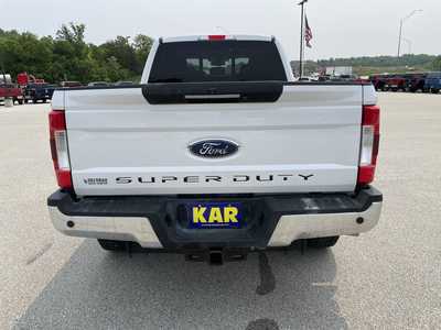 2019 Ford F250 Crew Cab, $55399.00. Photo 7