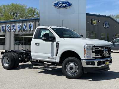 2025 Ford F350 Reg Cab, $68780.60. Photo 5