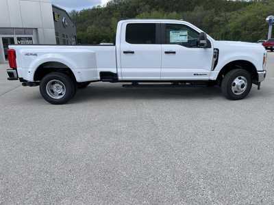 2025 Ford F350 Crew Cab, $69315.72. Photo 2