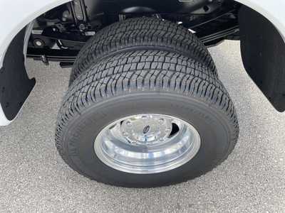 2025 Ford F350 Crew Cab, $69315.72. Photo 9