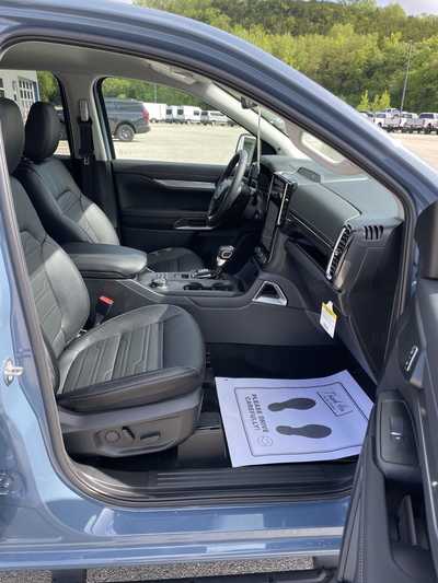 2025 Ford Ranger Crew Cab, $48262.00. Photo 12