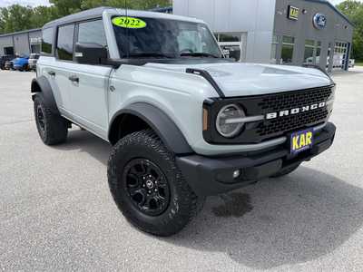 2022 Ford Bronco, $44000.00. Photo 3