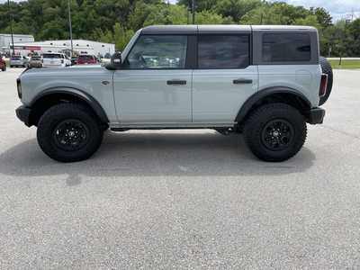 2022 Ford Bronco, $44000.00. Photo 6