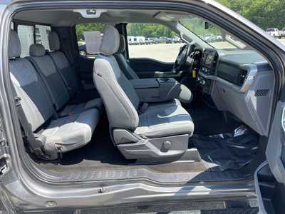 2023 Ford F150 Ext Cab, $33000.00. Photo 12