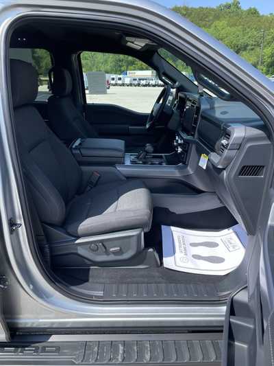2025 Ford F150 Crew Cab, $60930.00. Photo 12