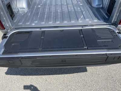 2025 Ford F150 Crew Cab, $63945.00. Photo 9