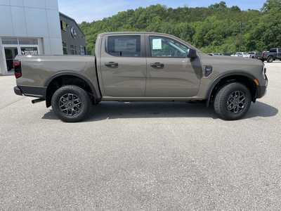 2025 Ford Ranger Crew Cab, $44000.00. Photo 2