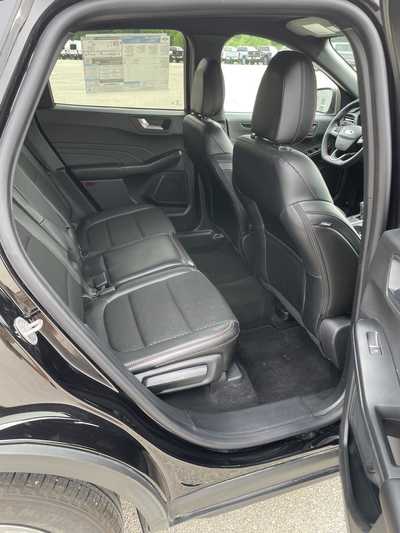 2025 Ford Escape, $33030.00. Photo 12