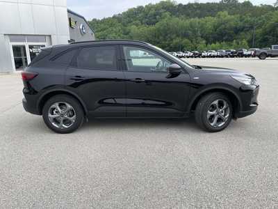 2025 Ford Escape, $33030.00. Photo 2