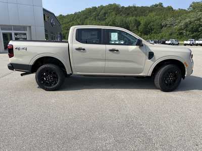 2025 Ford Ranger Crew Cab, $46205.00. Photo 2