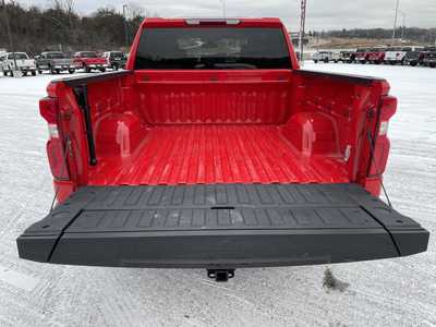 2022 Chevrolet 1500 Crew Cab, $61999.00. Photo 7