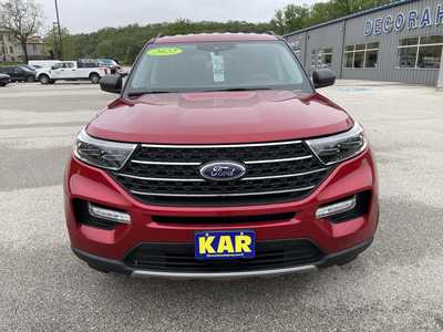 2022 Ford Explorer, $32399.00. Photo 4