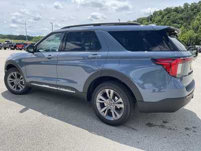 2025 Ford Explorer, $47653.00. Photo 4