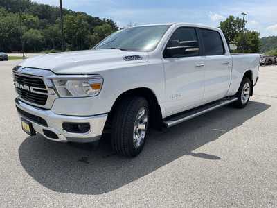 2019 RAM 1500 Crew Cab, $24999.00. Photo 3