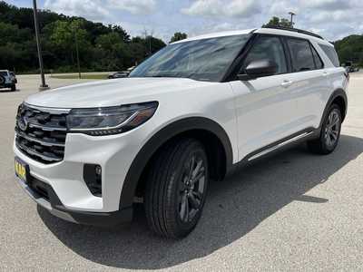2025 Ford Explorer, $48311.00. Photo 3