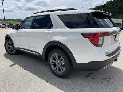 2025 Ford Explorer, $48311.00. Photo 5