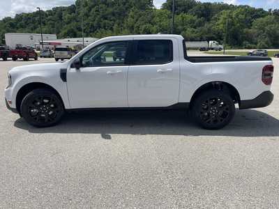 2025 Ford Maverick, $40911.00. Photo 4