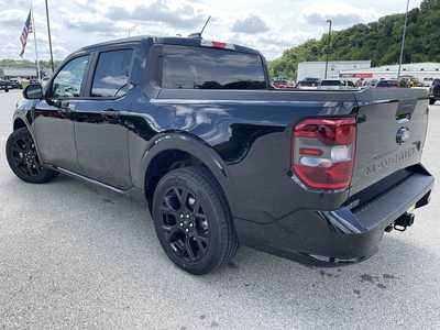 2025 Ford Maverick, $38305.00. Photo 4