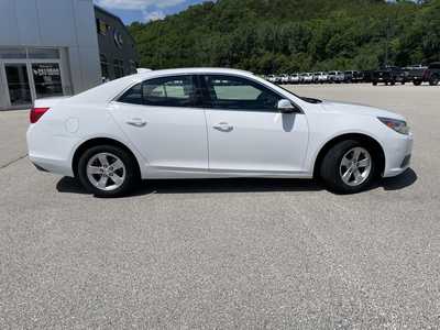 2016 Chevrolet Malibu, $9199.00. Photo 2