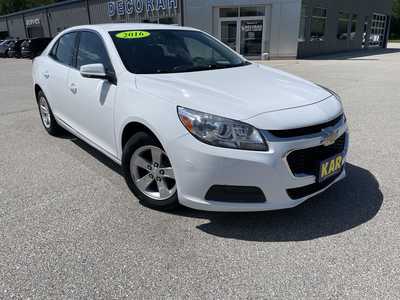 2016 Chevrolet Malibu, $9199.00. Photo 3