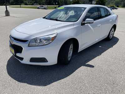 2016 Chevrolet Malibu, $9199.00. Photo 5