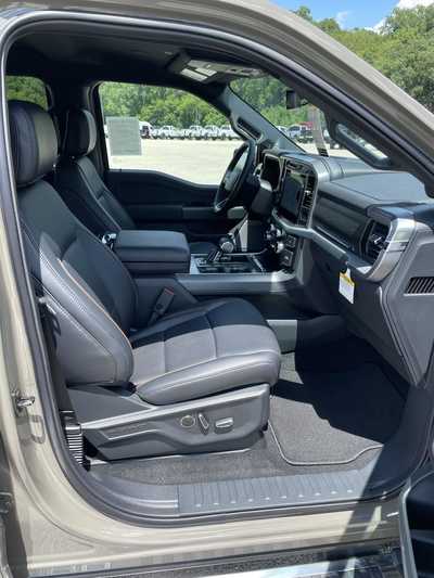 2025 Ford F150 Crew Cab, $68565.60. Photo 12