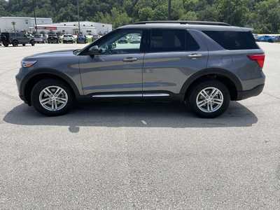 2023 Ford Explorer, $34499.00. Photo 6