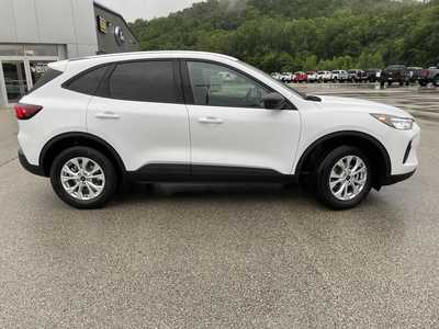 2025 Ford Escape, $29454.57. Photo 2