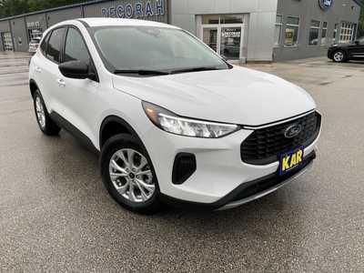 2025 Ford Escape, $29454.57. Photo 3