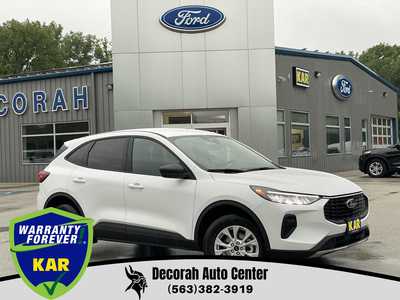 2025 Ford Escape, $29454.57. Photo 1